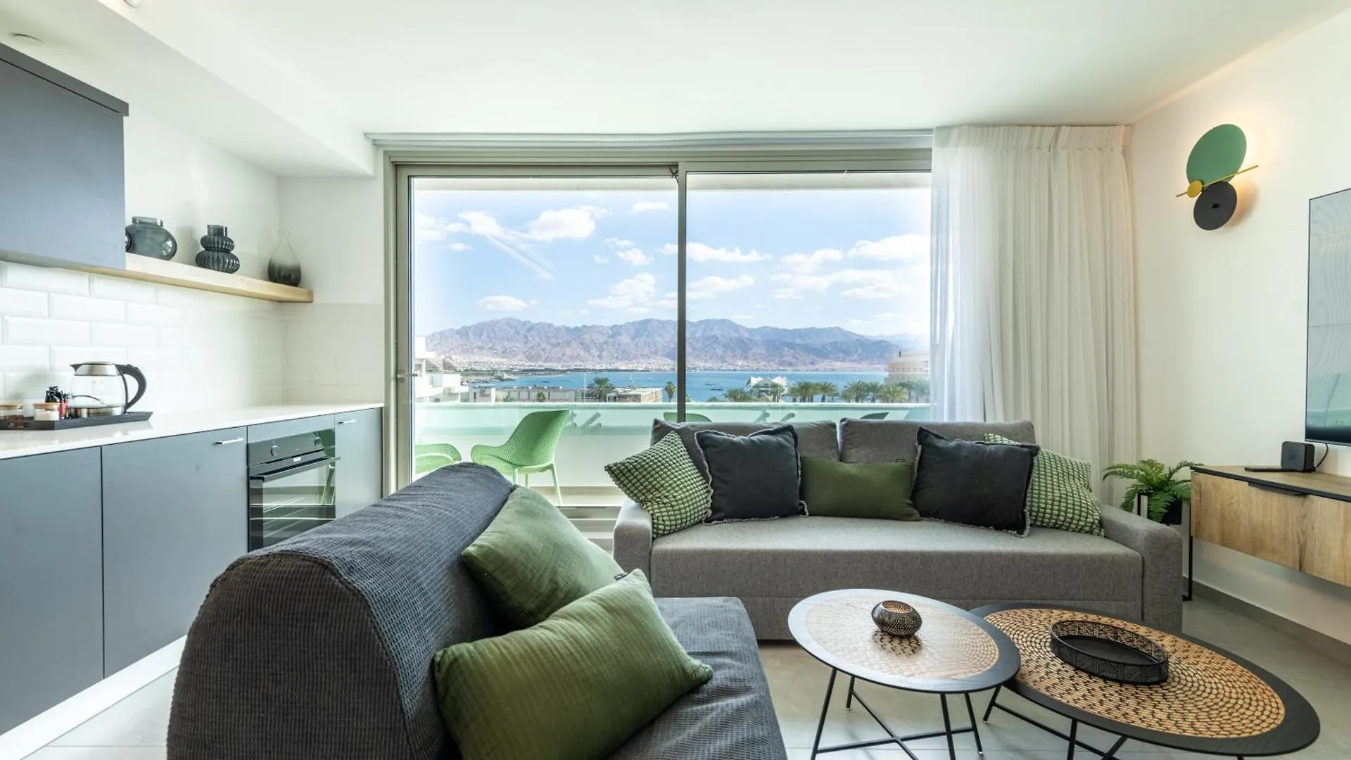 Seaside Haven-City Center Amazing Pool And Sea View Eilat Israel